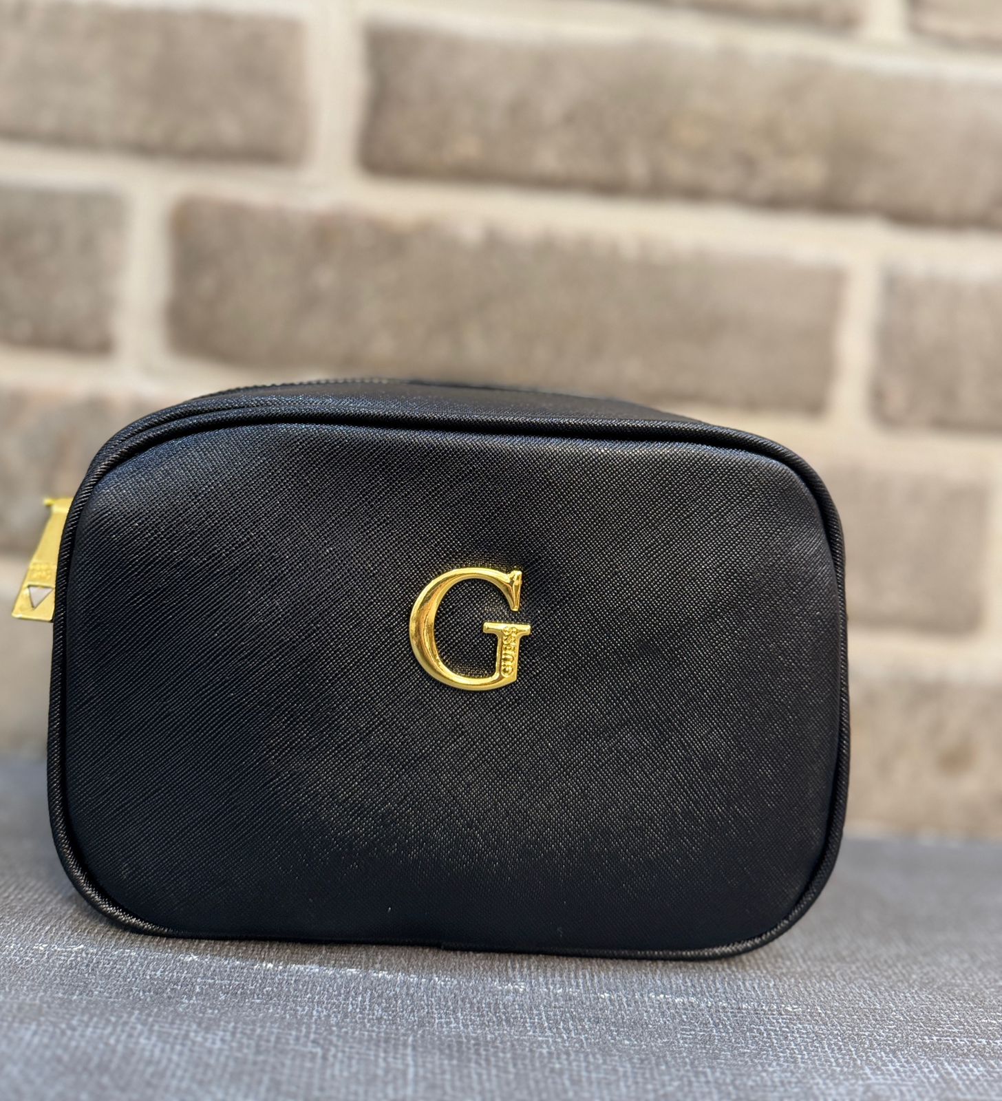 GUESS